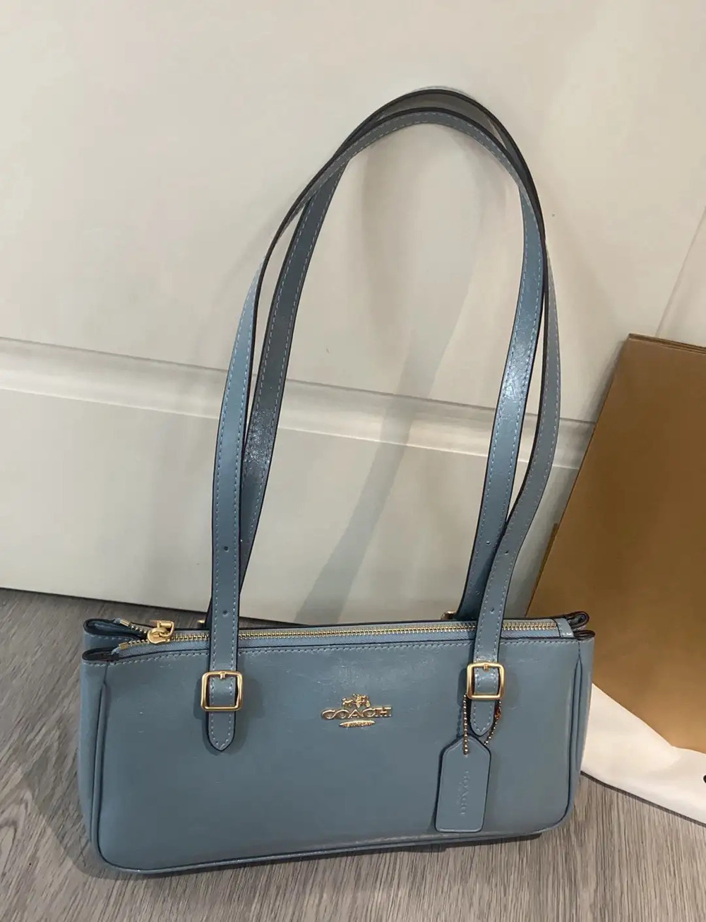 Coach blue shoulder bag